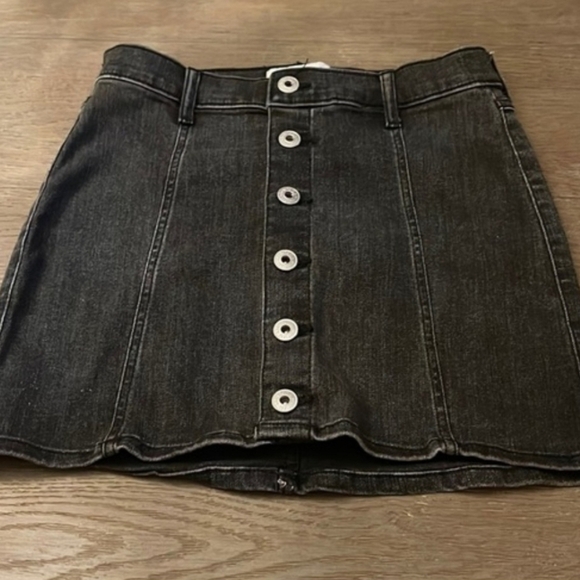 abercrombie kids Other - Abercrombie Kids Dark Gray Denim Skirt Button Accent Size 9/10 Girls